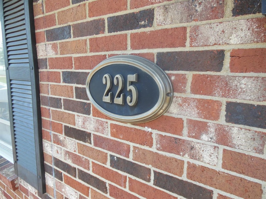 225 Kimberly Heights Dr, Nicholasville, KY 40356 - photo 1