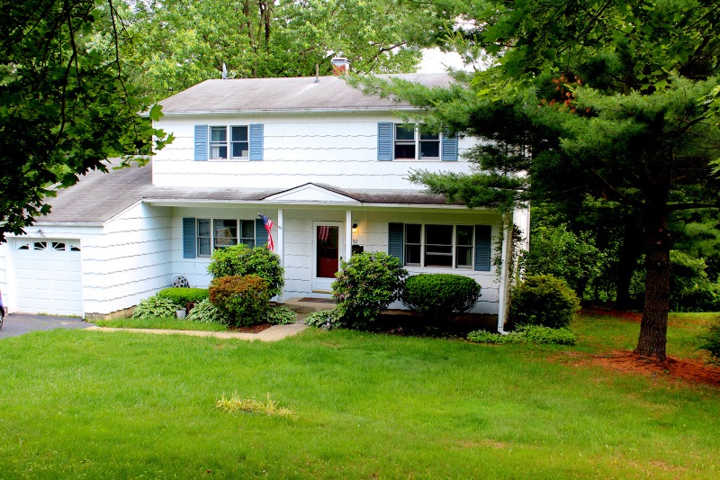 92 Flower Ave, Washington, NJ 07882 - photo 1