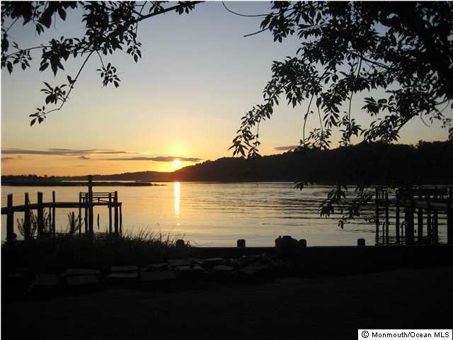 23 Normandie Place, Sea Bright, NJ 07760 - photo 1