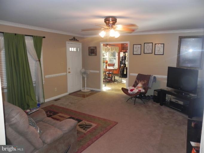 10713 Holleybrooke Dr, Spotsylvania, VA 22553 - photo 1