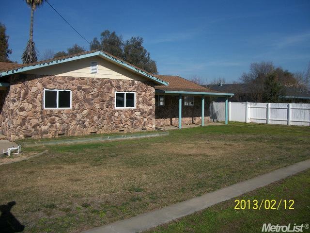 3435 E Calimyrna Rd, Acampo, CA 95220 - photo 1