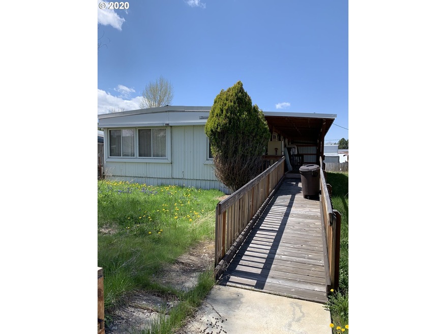 732 S Mccallum St, Prairie City, OR 97869 - photo 1