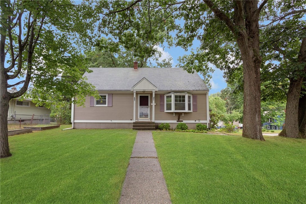 234 Dawn Blvd, Woonsocket, RI 02895 - photo 1