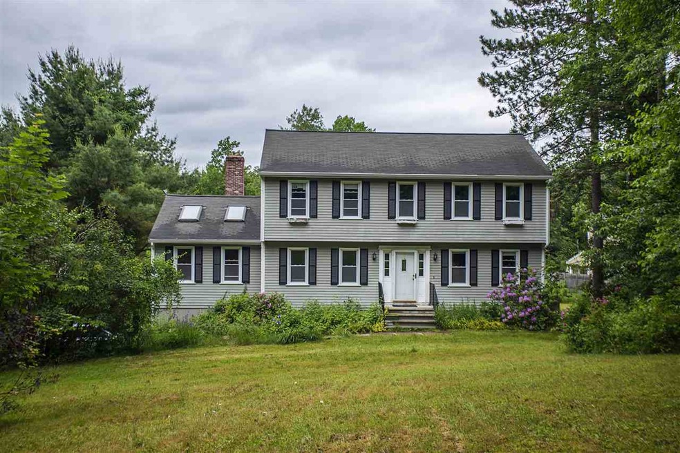 10 Walnut Hill Rd, Derry, NH 03038 - photo 1