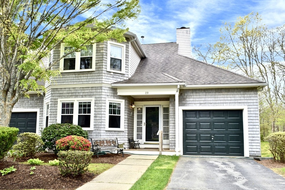 29 Country Way, South Dartmouth, MA 02748 - photo 1