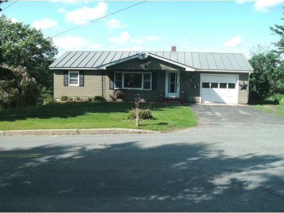1225 Concord Ave, Saint Johnsbury, VT 05819 - photo 1