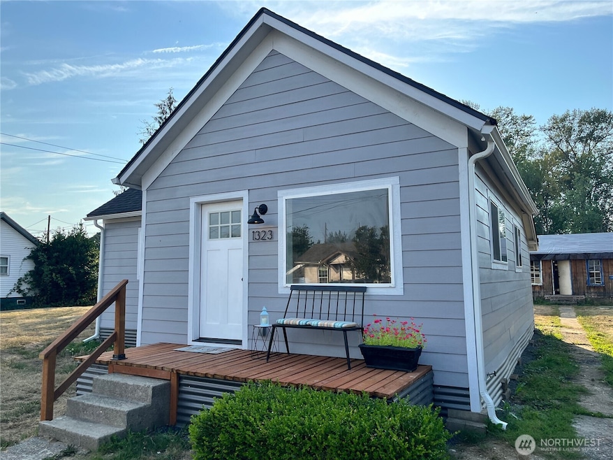 1321 Central Blvd, Centralia, WA 98531 - photo 1