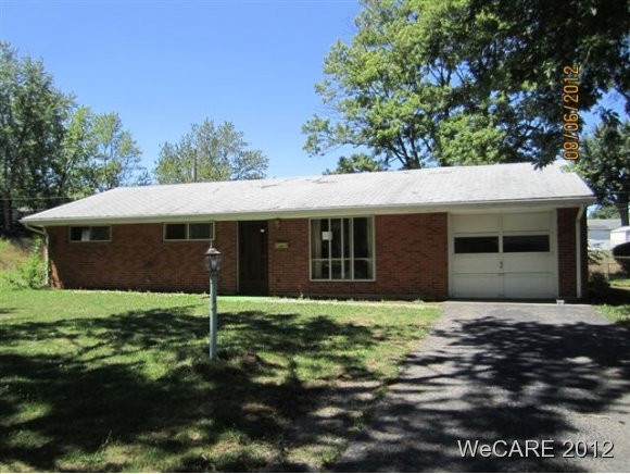1501 Karen Ave, Lima, OH 45801 - photo 1