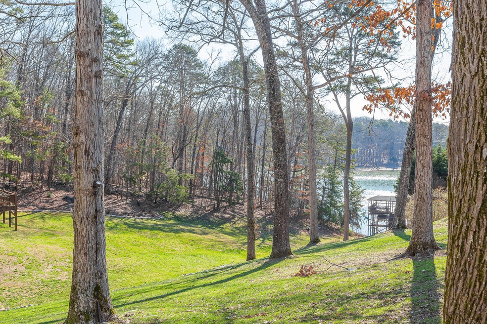 12420 Creek Hollow Ln.