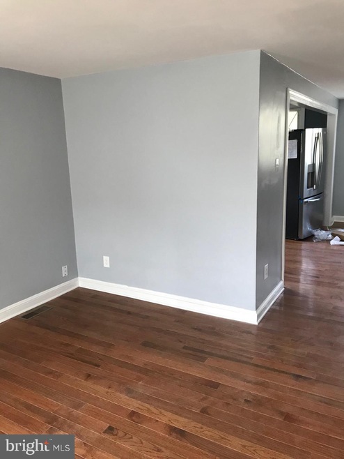 2422 Stoneybrook Ln, Drexel Hill, PA 19026 - photo 1