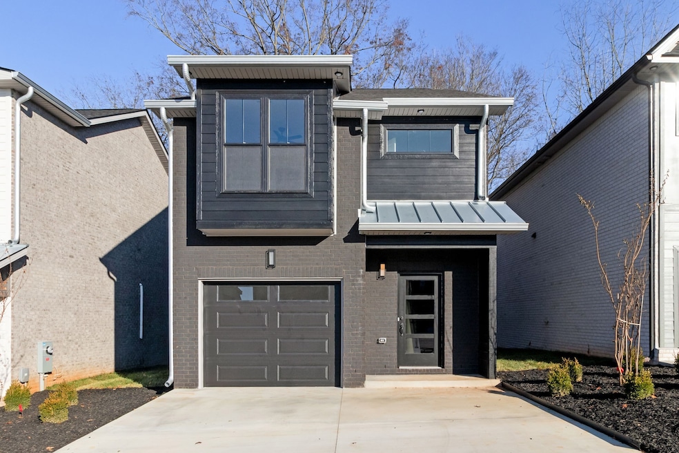 60 Dutch Dr, Clarksville, TN 37043 - photo 1