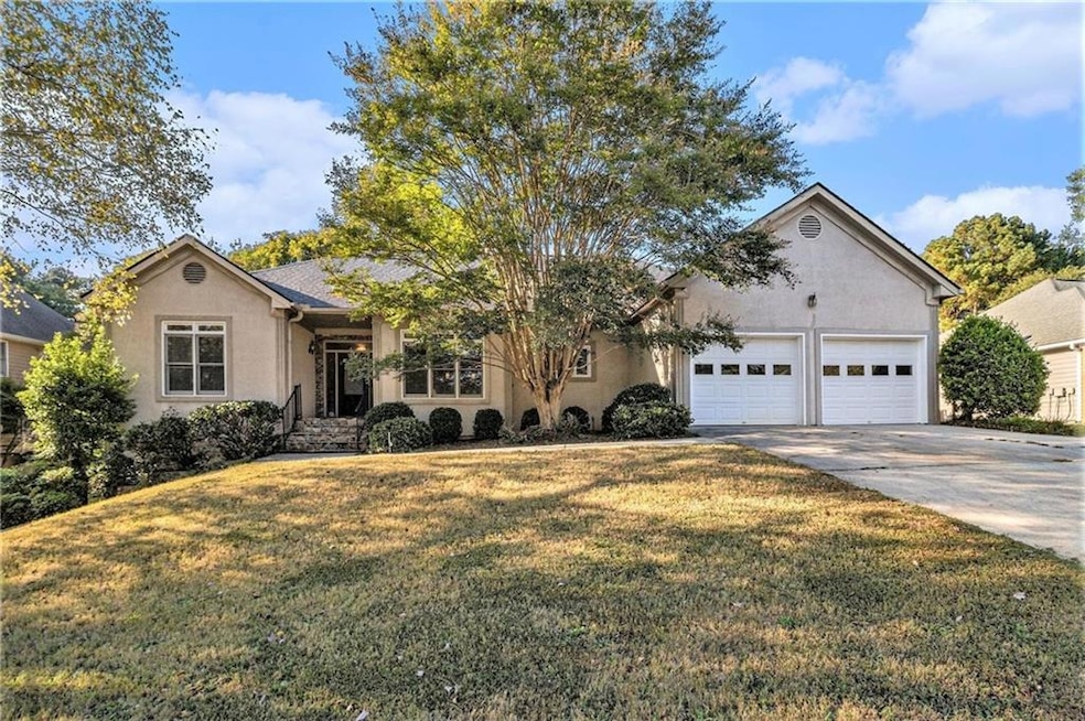 3710 Glen Ian Dr, Loganville, GA 30052 - photo 1