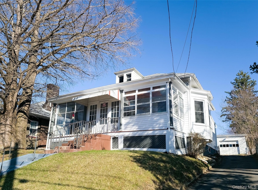 40 Fairview Ave, Hudson, NY 12534 - photo 1