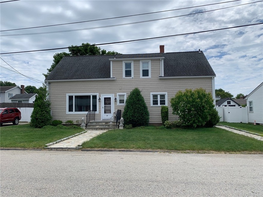 17 Briggs St unit 19, Cranston, RI 02920 - photo 1