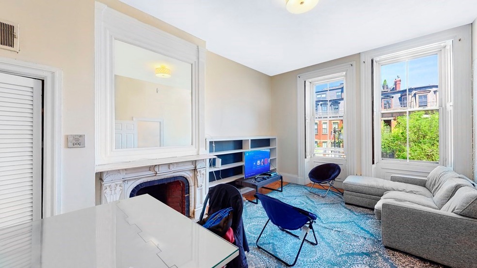 397 Beacon St unit 2F, Boston, MA 02116 - photo 1