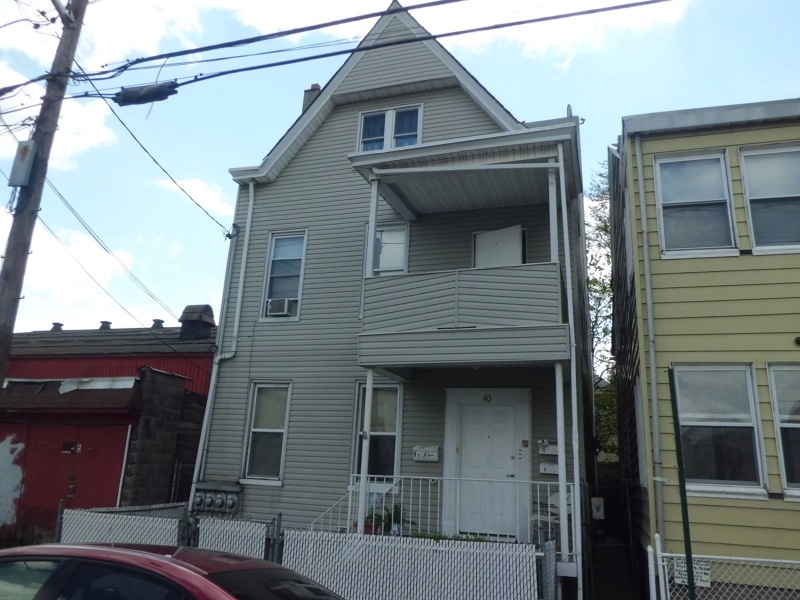 40 Elizabeth St, Paterson, NJ 07503 - photo 1