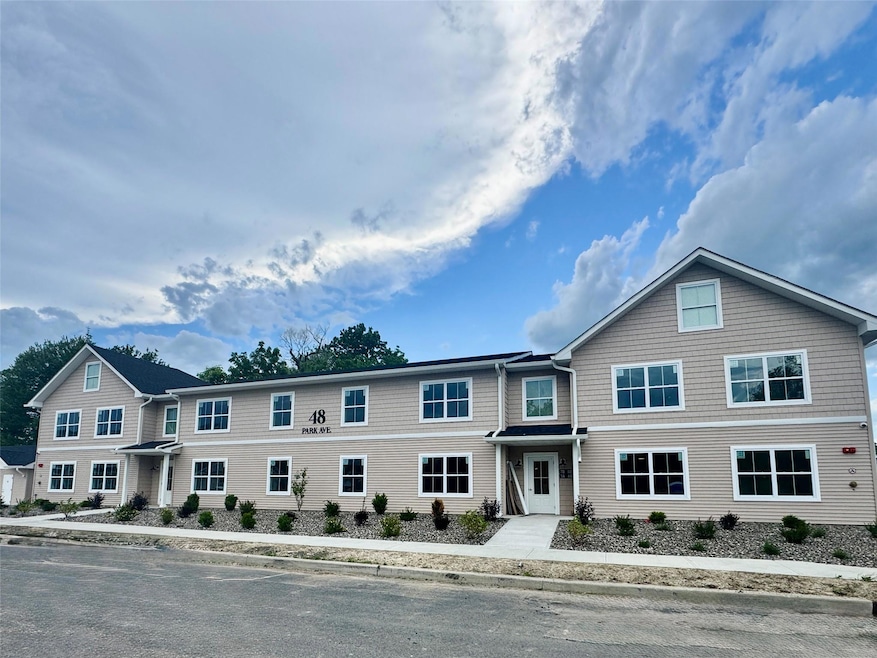 48 Park Ave unit 2A, Wallkill, NY 12589 - photo 1