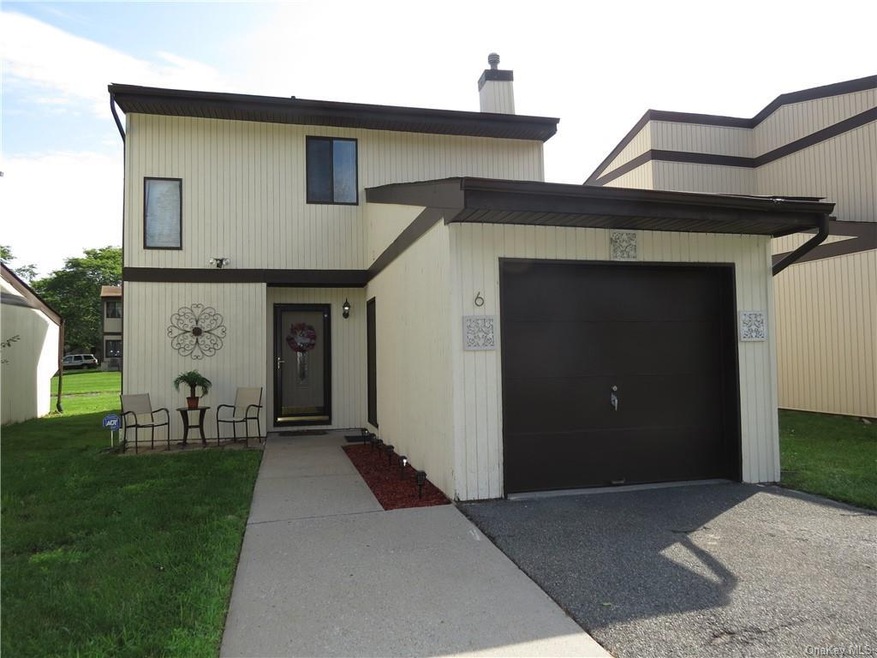 6 Langton Mews, Middletown, NY 10940 - photo 1