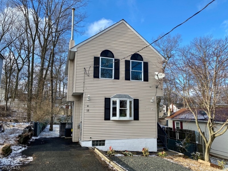 18 Roosevelt Trail, Hopatcong, NJ 07843 - photo 1