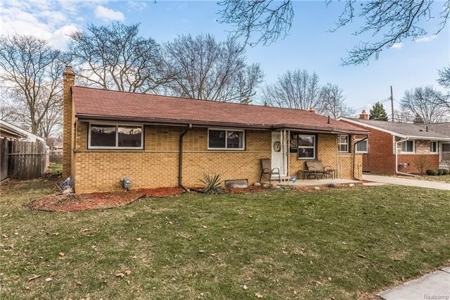 Welcome Home to 32446 Halmich, Warren, Michigan 48