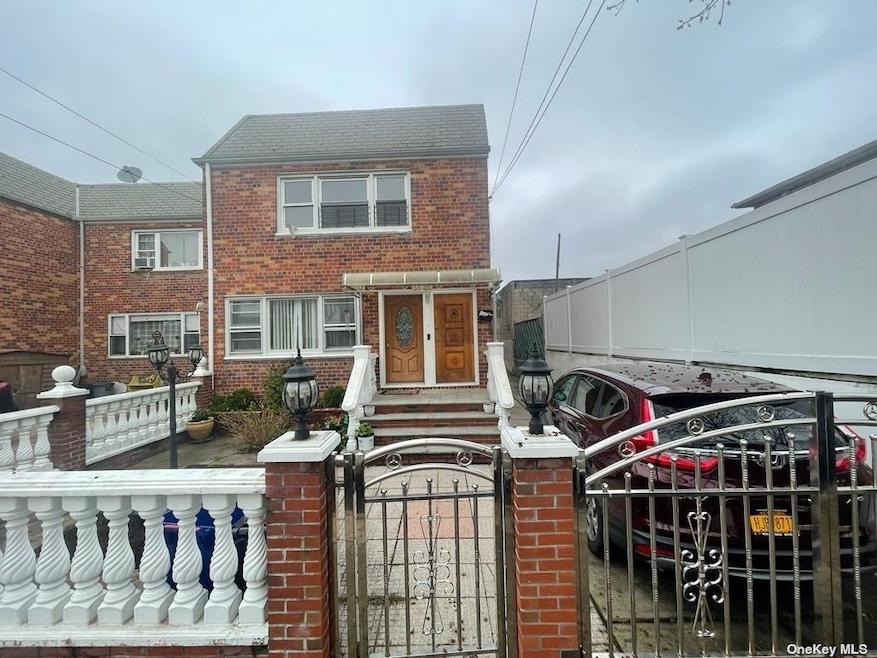 9529 101st St, Ozone Park, NY 11416 - photo 1