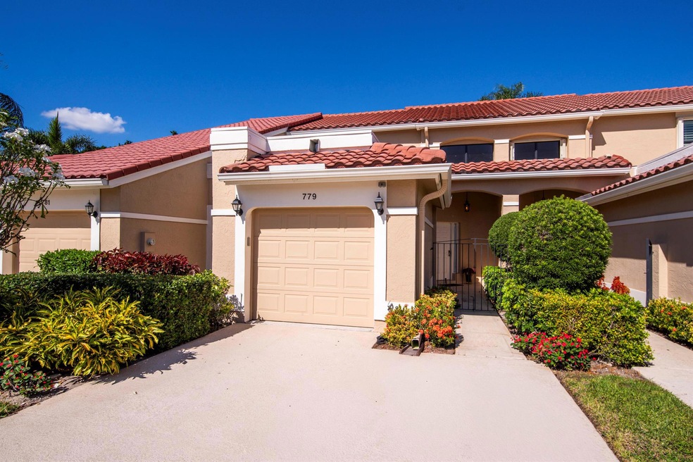 779 Windermere Way unit 2, Palm Beach Gardens, FL 33418 - photo 1