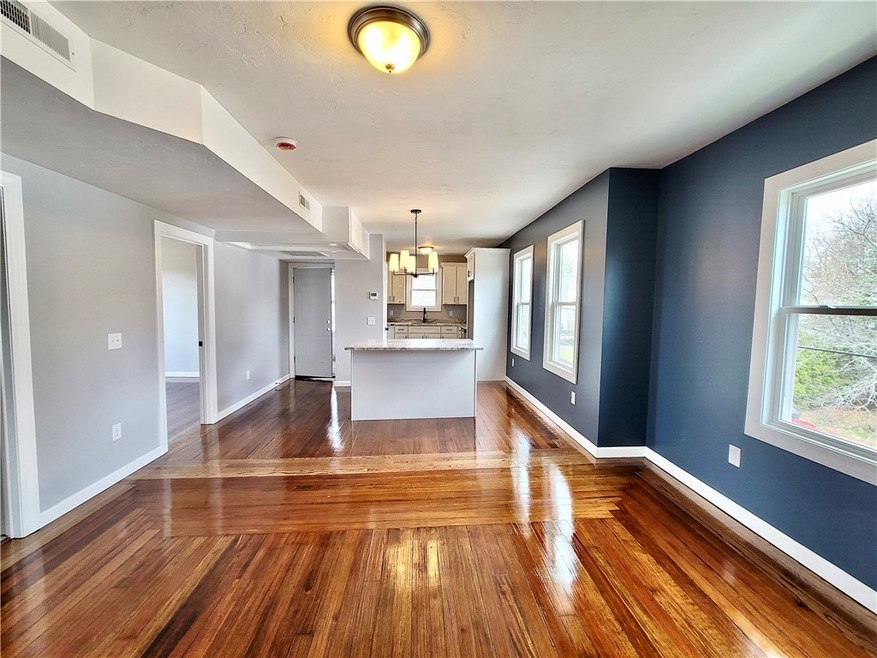 121 Lowden St unit 1, Pawtucket, RI 02860 - photo 1