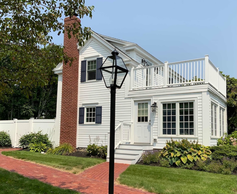 For Sale $898,000 • Co-Listing Agent