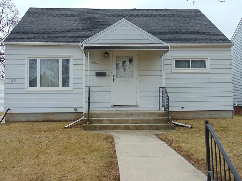 1807 Cambridge Ave