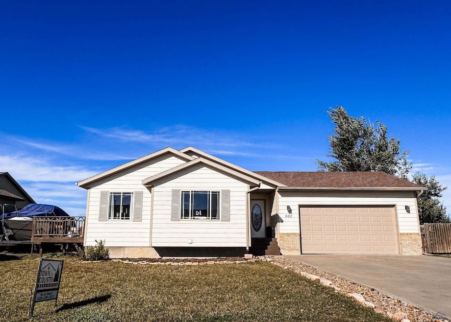 662 Airway Ct, Box Elder, SD 57719 - photo 1