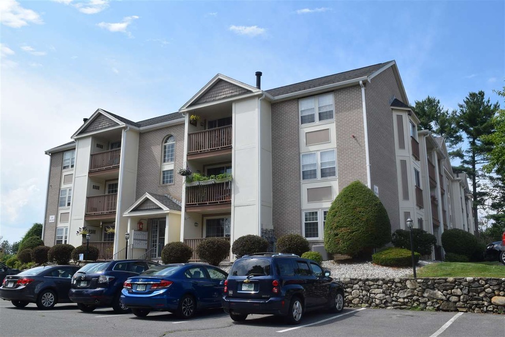 195 Cannongate III, Nashua, NH 03063 - photo 1