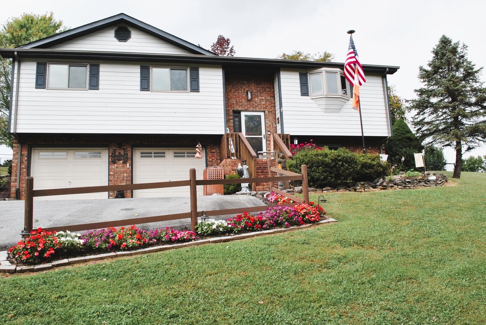 1606 Rock Springs Rd, Kingsport, TN 37664 MLS 9961707