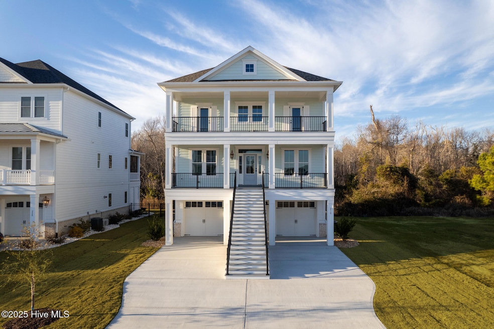 218 Colleton_FEATURE