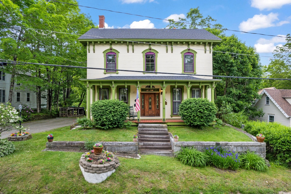 143 Pleasant Street • Richmond