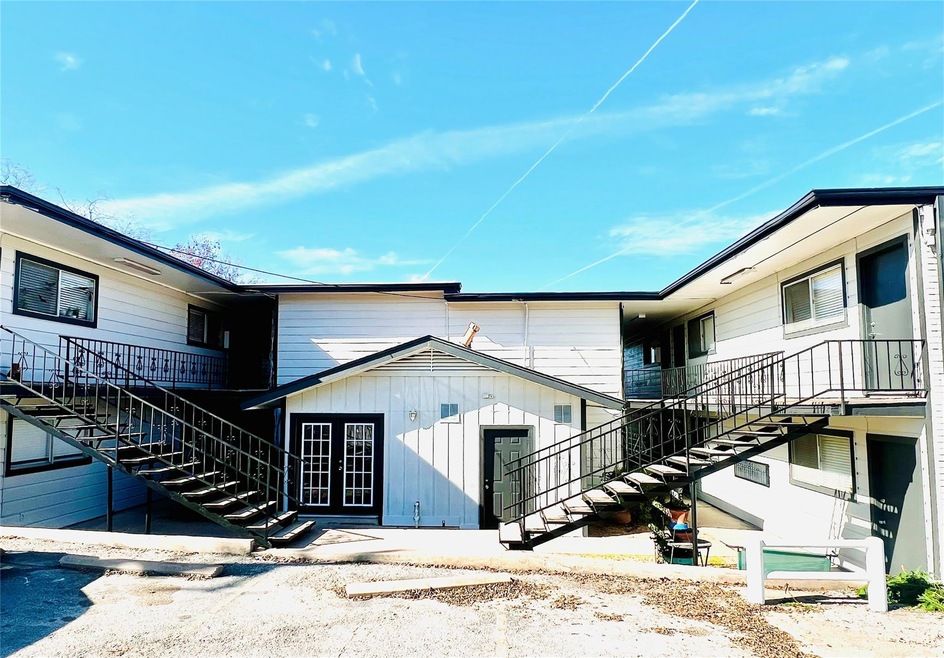 924 E Dean Keeton St unit 121, Austin, TX 78705 - photo 1