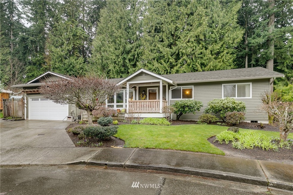 10608 10th Dr SE, Everett, WA 98208 - photo 1