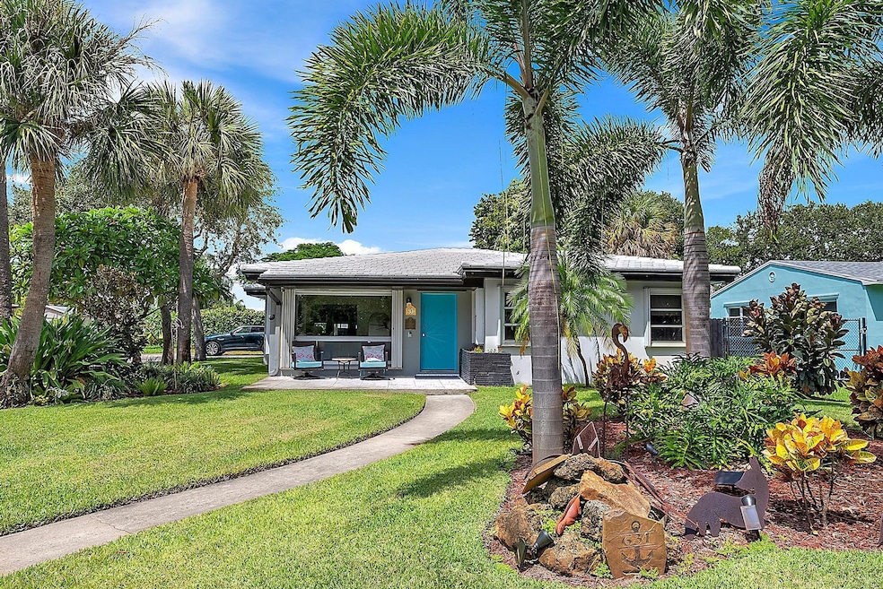 631 S Palmway, Lake Worth, FL 33460 - photo 1