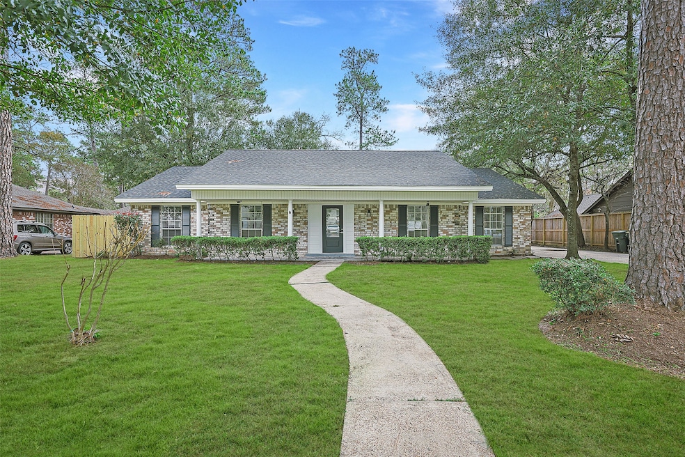 27210 Wells Ln, Conroe, TX 77385 - photo 1