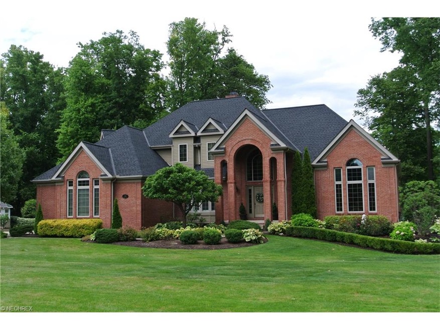 510 Club Dr, Aurora, OH 44202 - photo 1