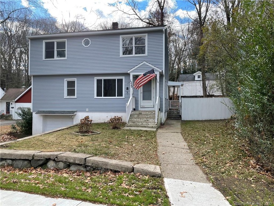 1320 Hamilton Ave, Waterbury, CT 06706 - photo 1