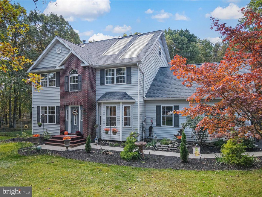 1211 Shogun Dr, Effort, PA 18330 - photo 1