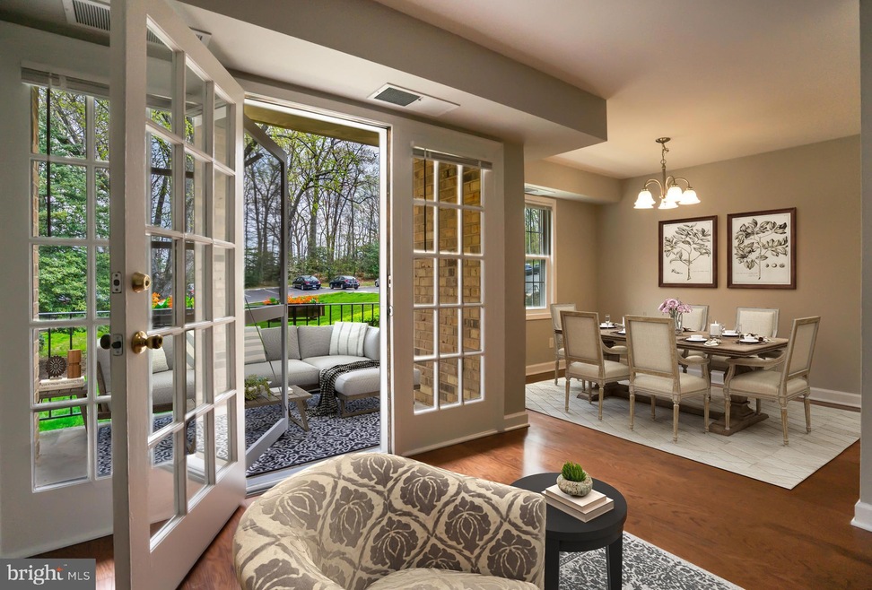 3800 Lyndhurst Dr unit 204, Fairfax, VA 22031 - photo 1