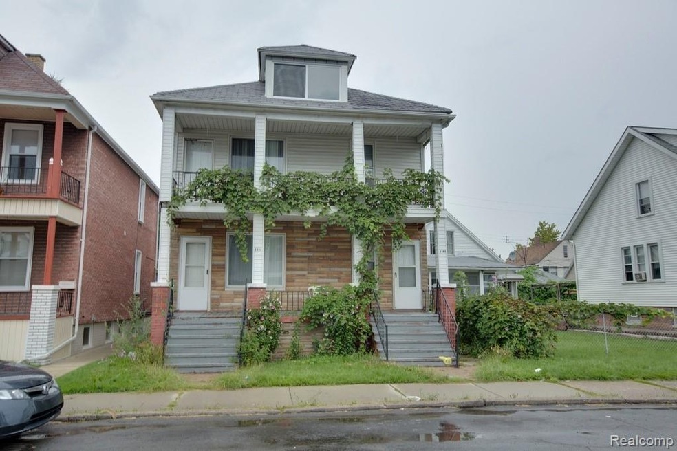 2363 Commor St, HamtraMcK, MI 48212 - photo 1