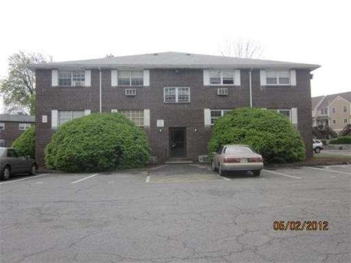 381 Hildreth St unit 205, Lowell, MA 01850 - photo 1