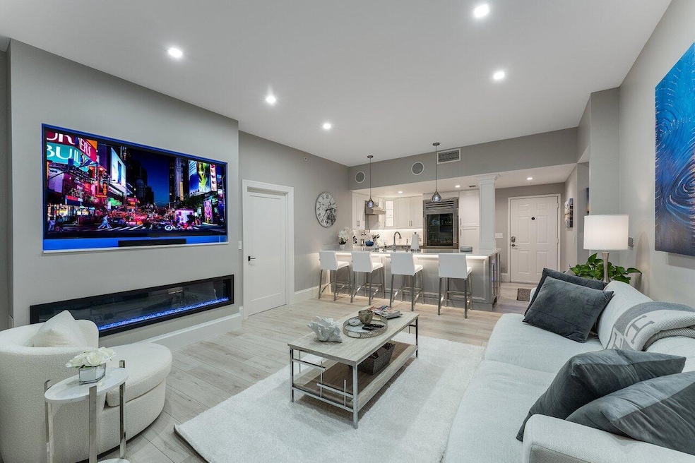 255 Evernia St unit 1502, West Palm Beach, FL 33401 - photo 1