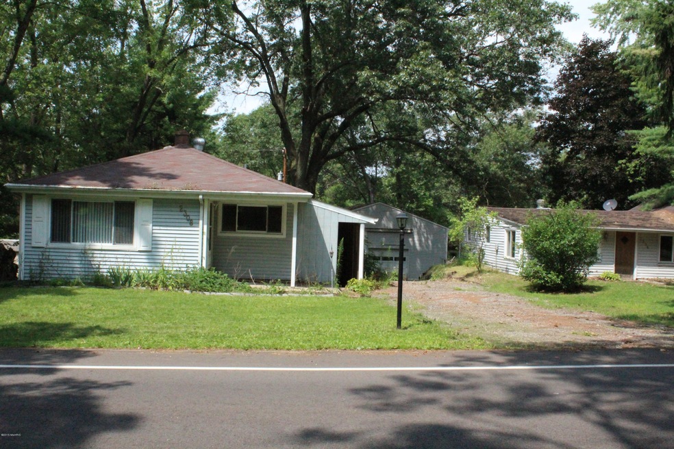 2308 Vanderbilt Ave, Portage, MI 49024 - photo 1