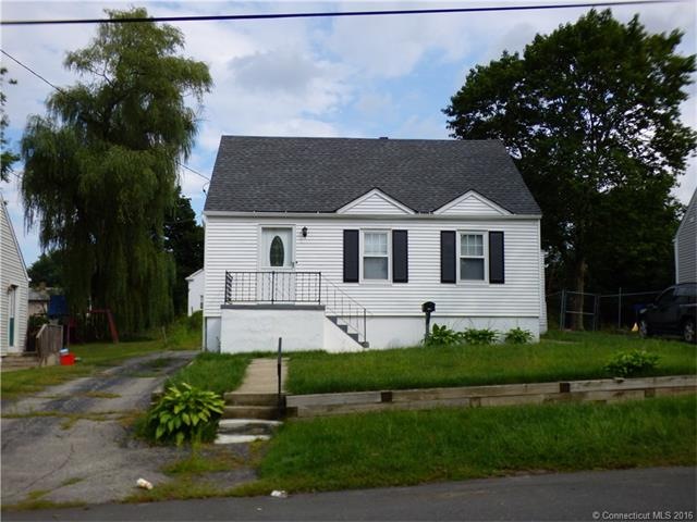 28 Macarthur Dr, Waterbury, CT 06704 - photo 1