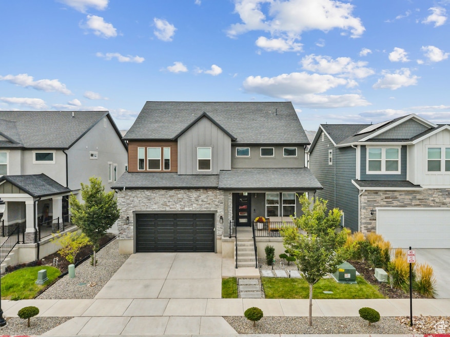 For Sale $669,000 • Co-Listing Agent