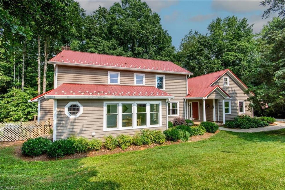 227 Laurel Creek Rd, Statesville, NC 28625 - photo 1