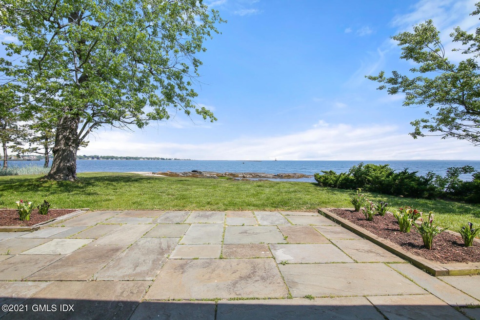 2 Lighthouse Ln Greenwich CT-large-055-0